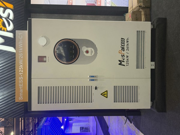 IMG_9684.HEIC SmartESS-125kW/261kWh-C1